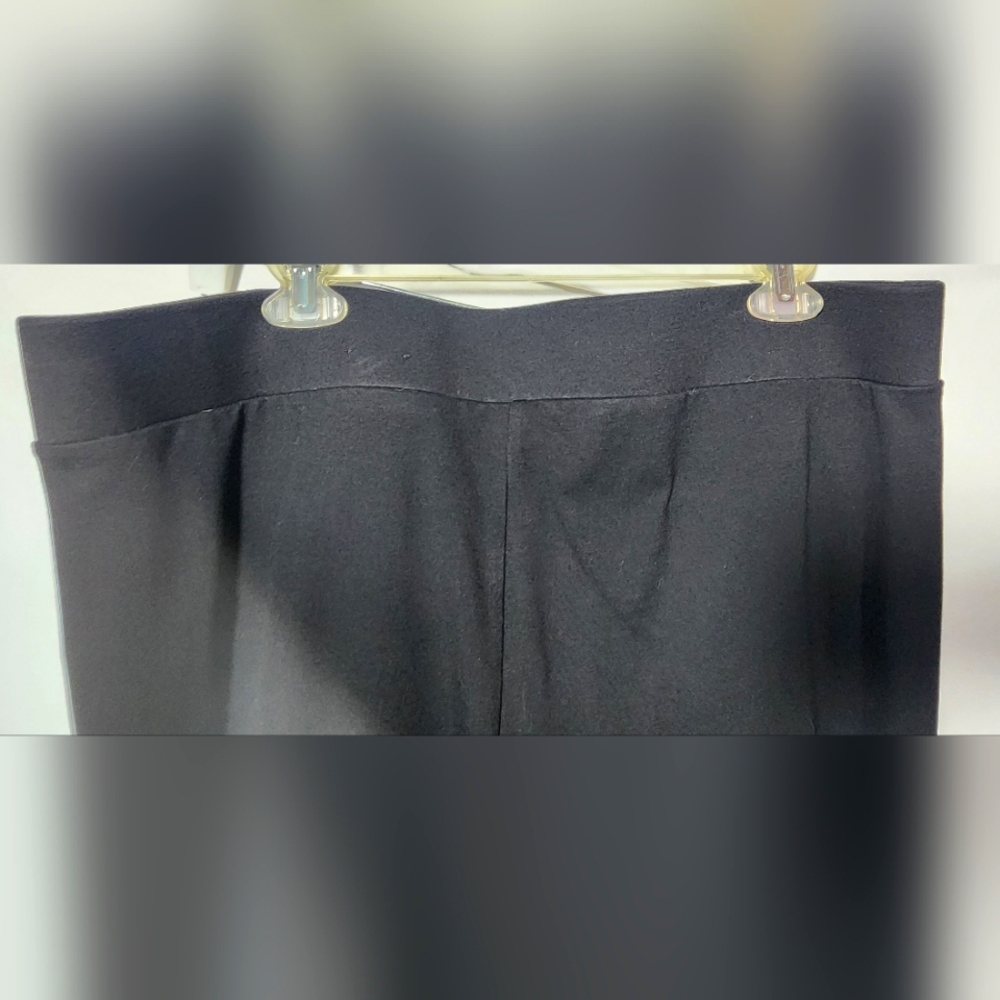 Torrid Black Leggings-Size 2 (2X, 18/20) - Picture 3 of 9